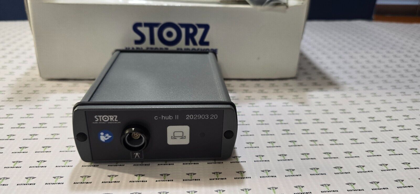 Karl Storz 202903 20 c-hub II Processor with Manual & Power Cable