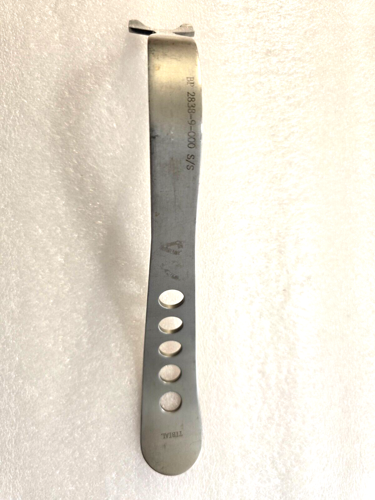 Zimmer / Howmedica Surgical Orthopedic Tibial Retractor 13" Curved