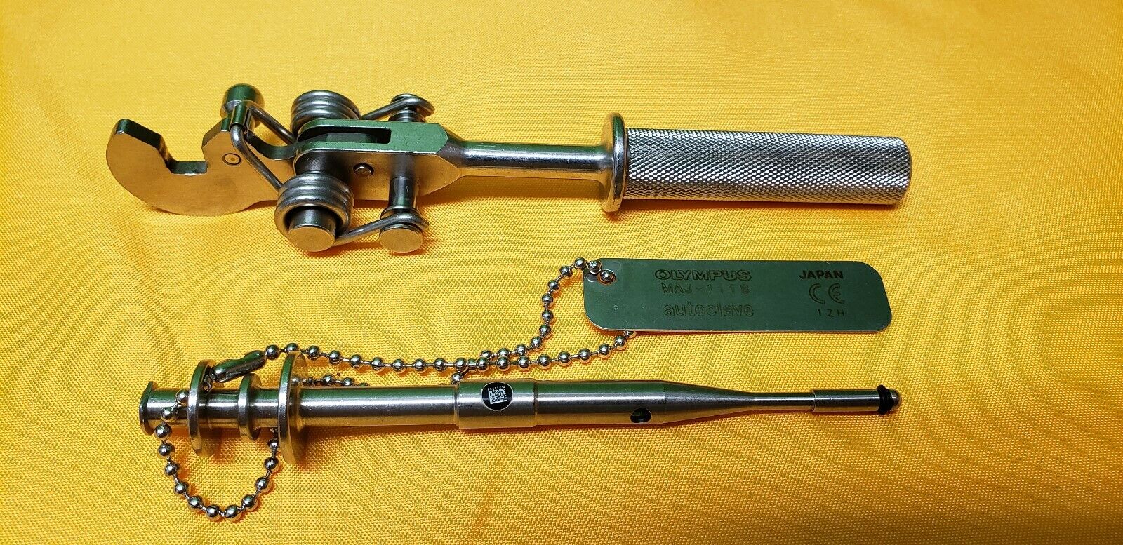 Olympus Sonosurg MAJ-1117 Torque Wrench & MAJ-118 Adapter for Scissors.